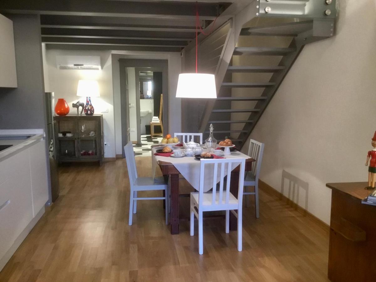 Torre Guinigi Luxury Loft Nel Centro Storico Di Lucca Daire Dış mekan fotoğraf