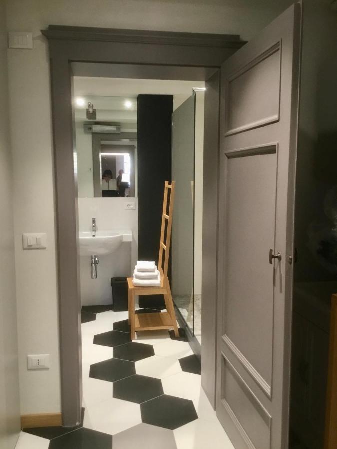 Torre Guinigi Luxury Loft Nel Centro Storico Di Lucca Daire Dış mekan fotoğraf